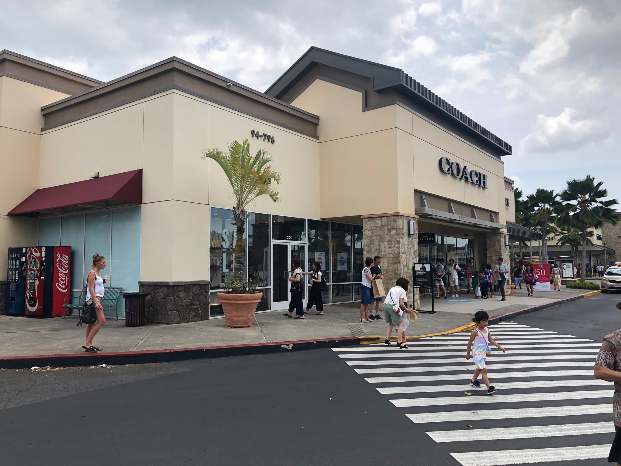 $20 Roundtrip Waikele Xpress Shuttle