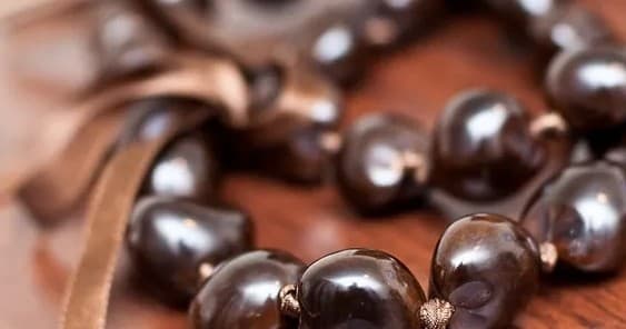 Kukui Nut Bracelet Making Craft Class