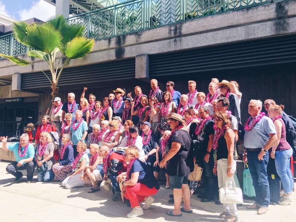 Large Group Greeting (8 or more) - Honolulu Airport, Oahu