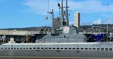 Pearl Harbor + Submarino Bowfin