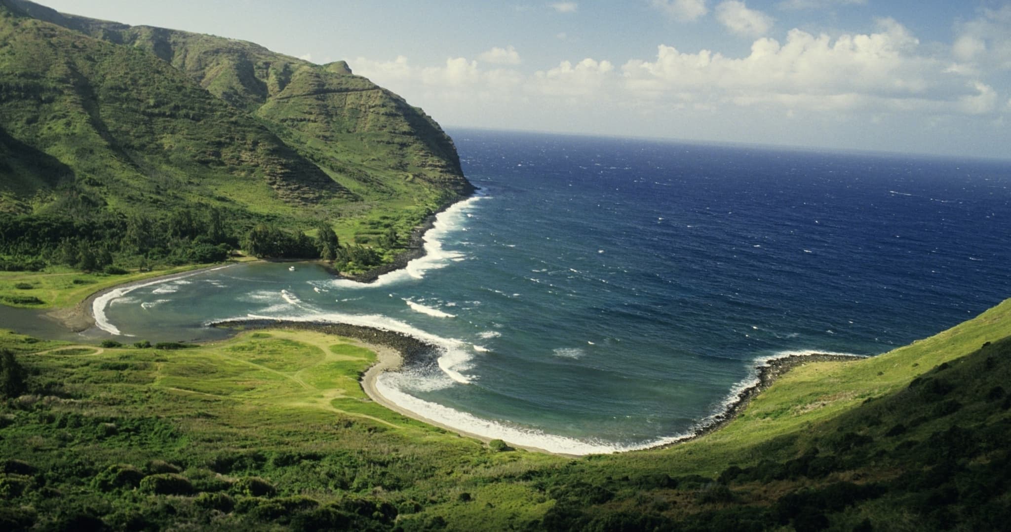 4 Day Extreme Inter-island Sailing Package – Oahu, Lanai + Molokai