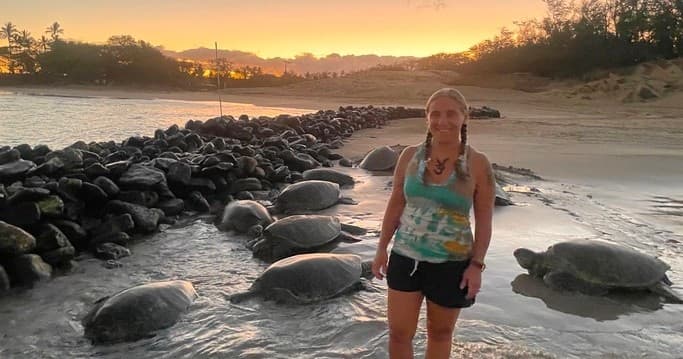 Maui Road to Hana VIP Private Tour in Convertible Bronco or Jeep