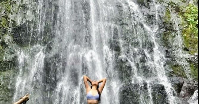Public Guided Waterfall Hikes of Oahu