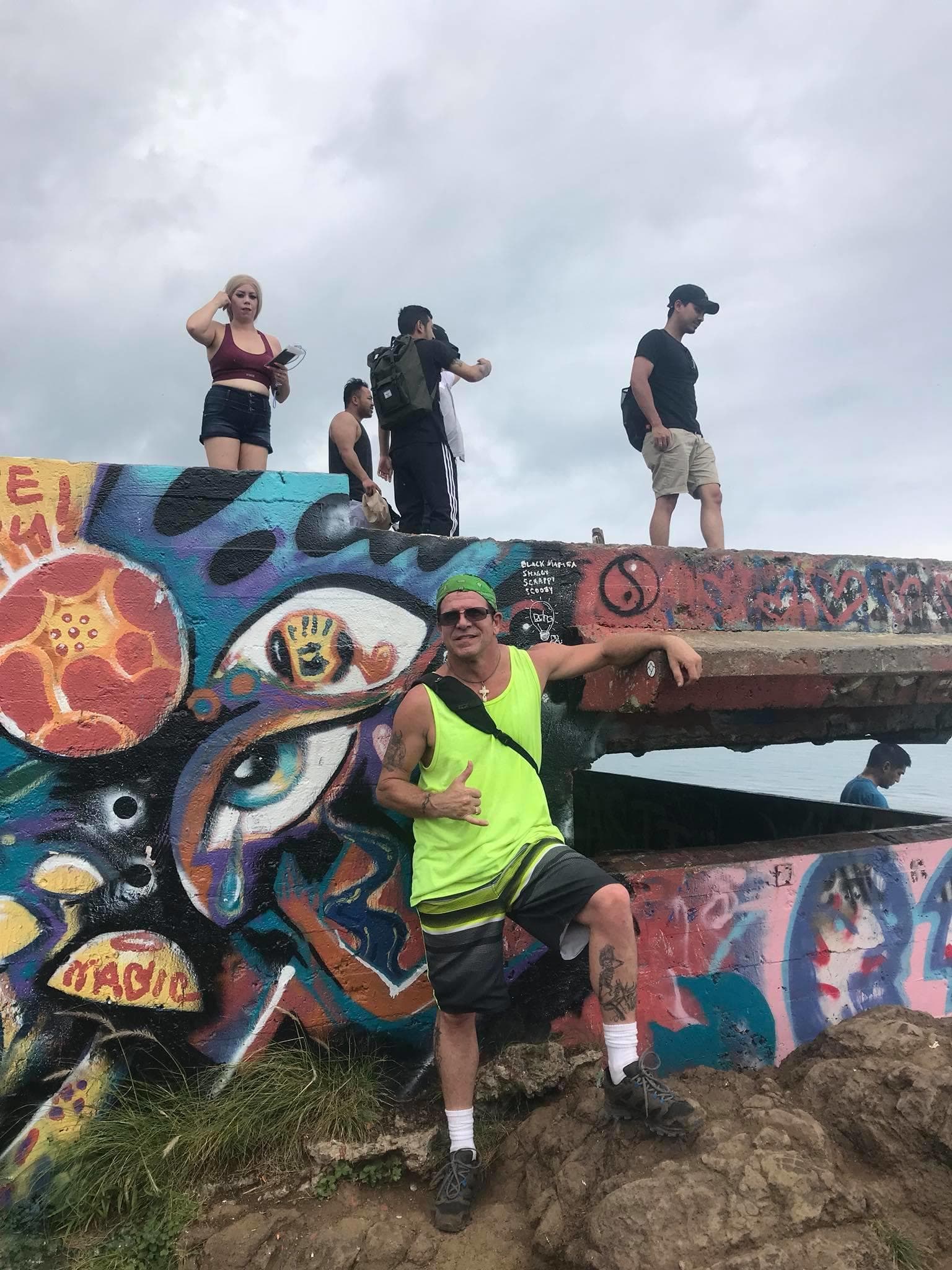 Diamond Head Crater & East Side Beach Day