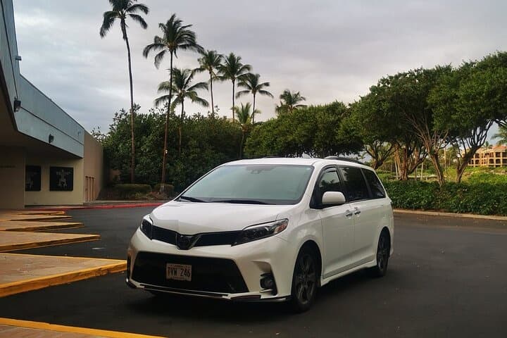 Private Transfer From Hotels in Kailua-Kona to Kona International Airport