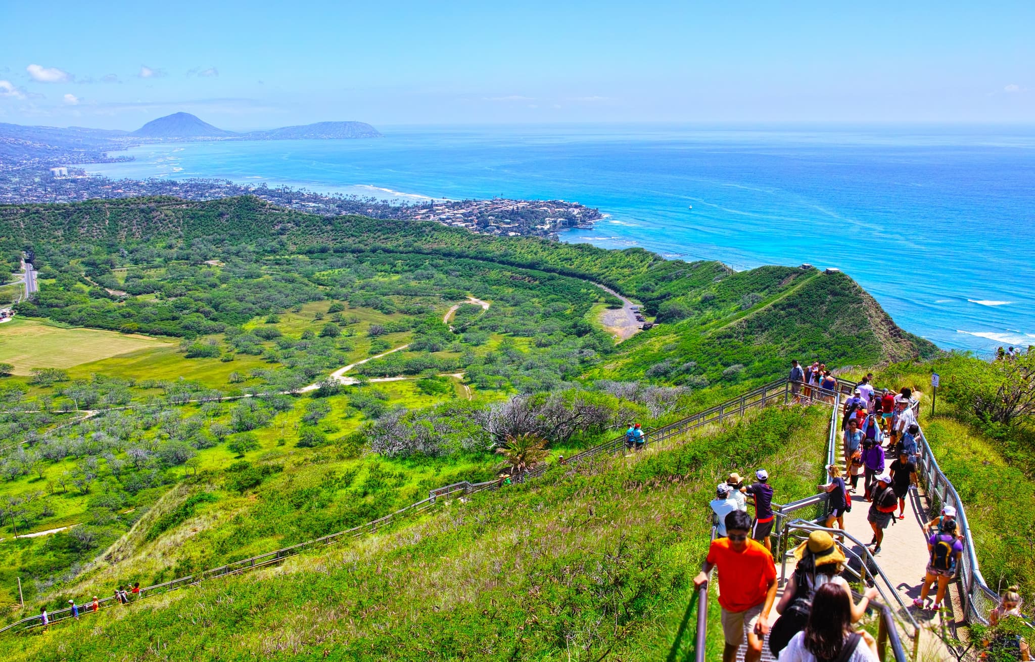 Diamond Head Shuttle Tour