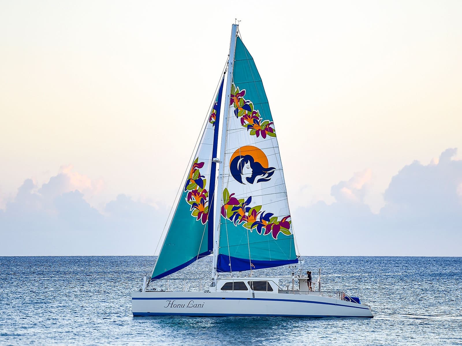 Waikiki Turtle Snorkel Sail with Lunch