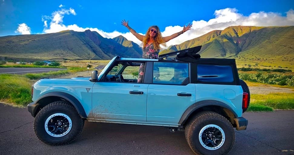 Maui Road to Hana VIP Private Tour in Convertible Bronco or Jeep