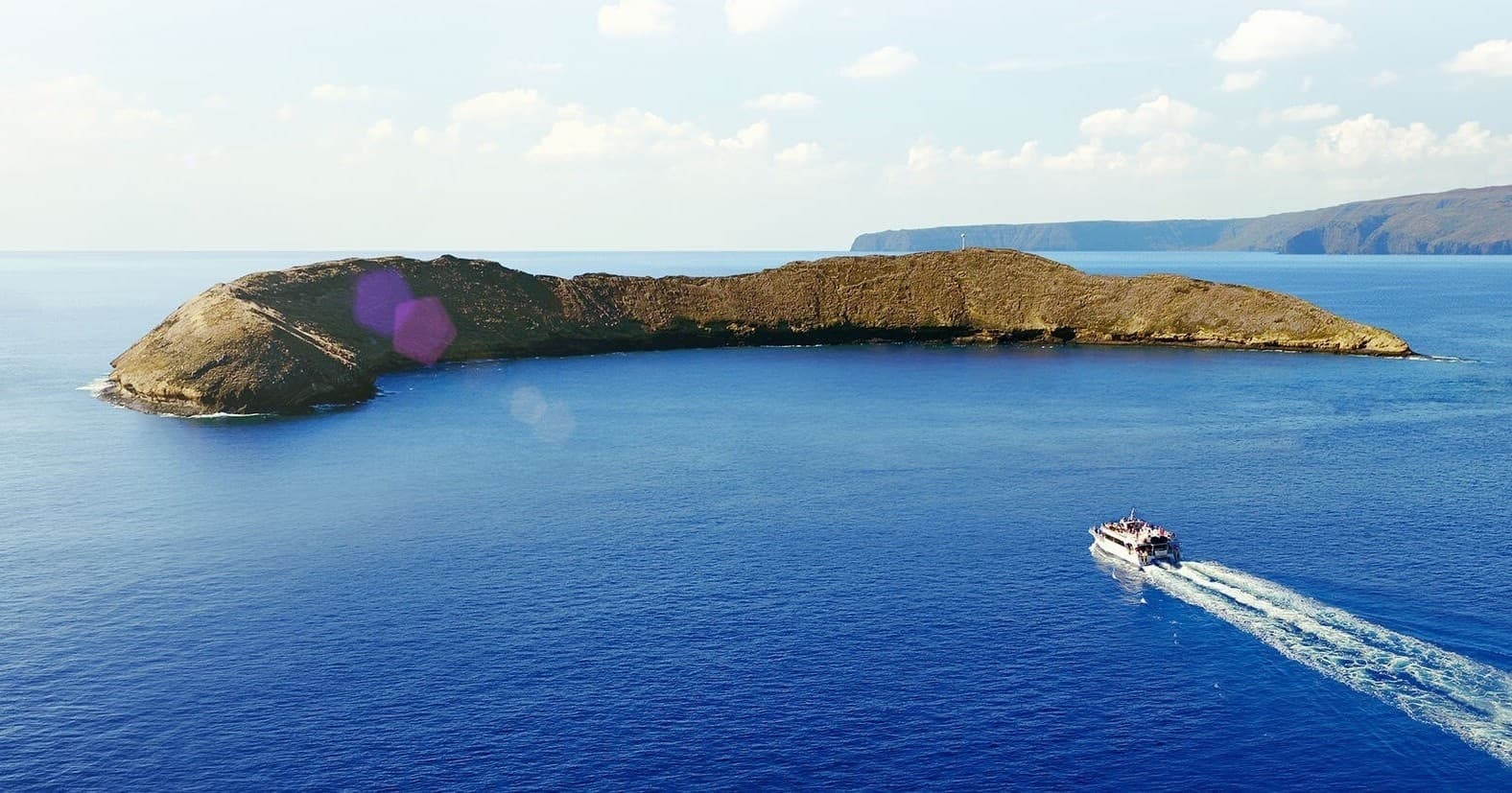 Pride of Maui Maxi Catamaran: Molokini & Turtle Town Snorkel Tour