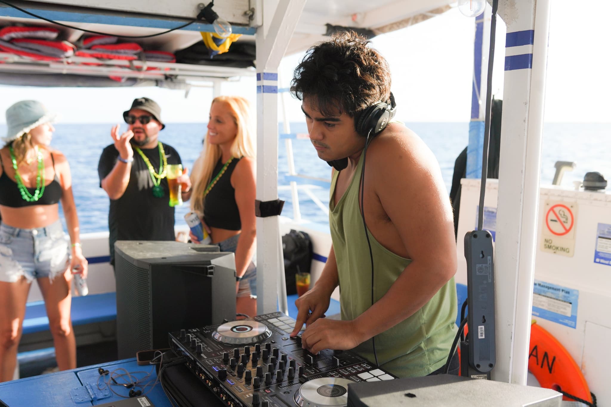 Sunday Bubble Beats Cruise