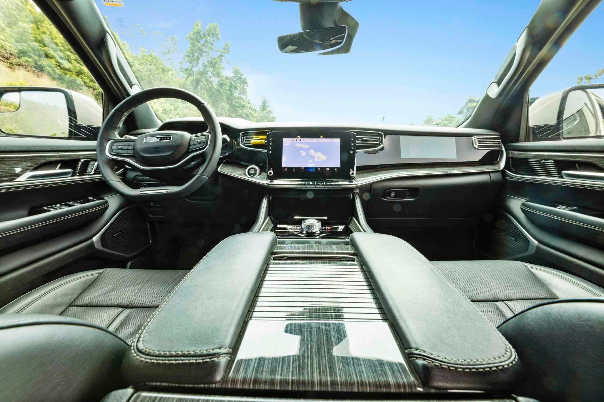 MAJESTIC WEST MAUI TOUR