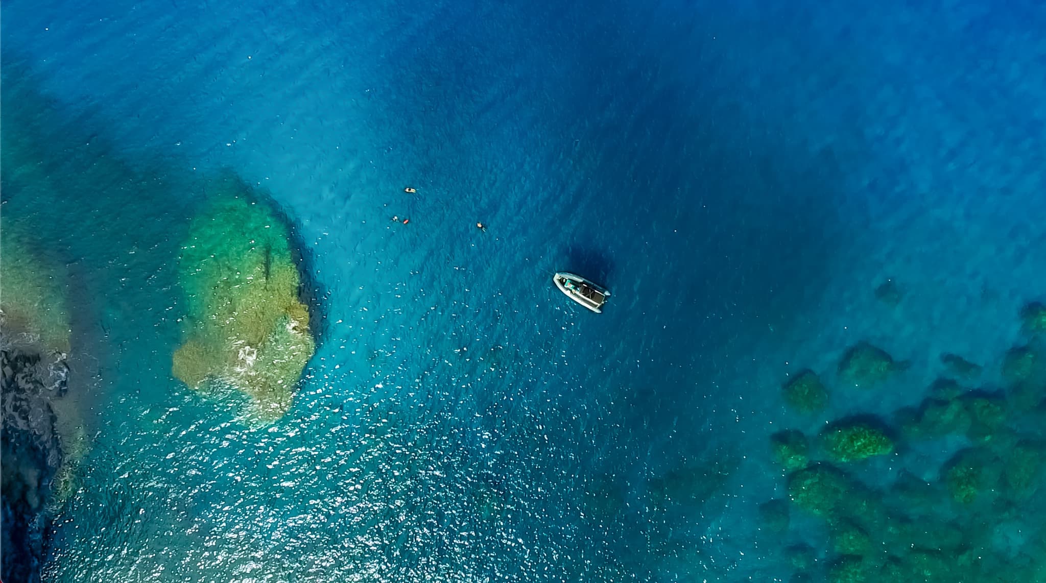 Semi-Private 5 Hour Eco- Raft Lanai Snorkel Dolphin Watch