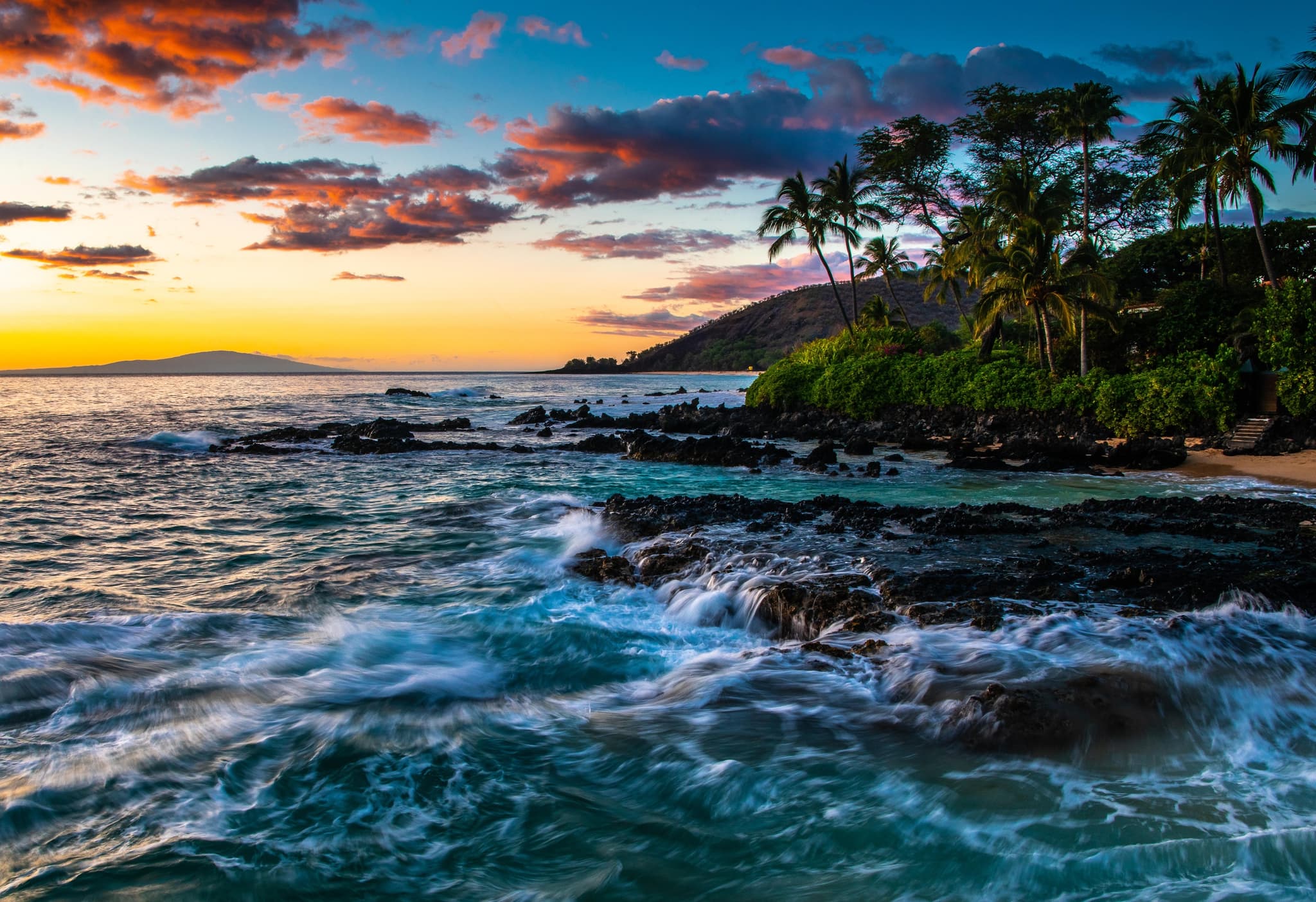 A Sunrise to Sunset Photo Tour of Maui