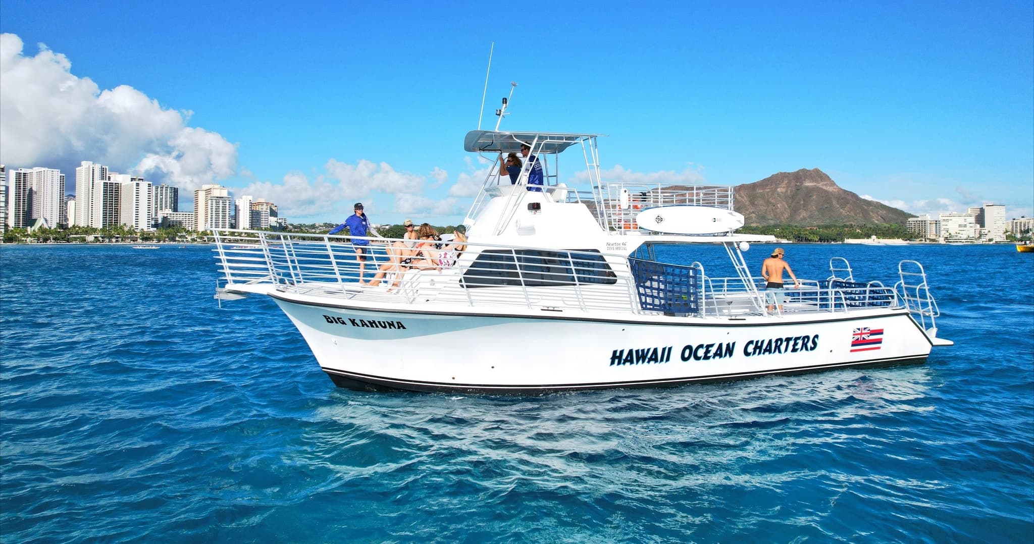 Private Boat Charter in Waikiki "Big Kahuna"