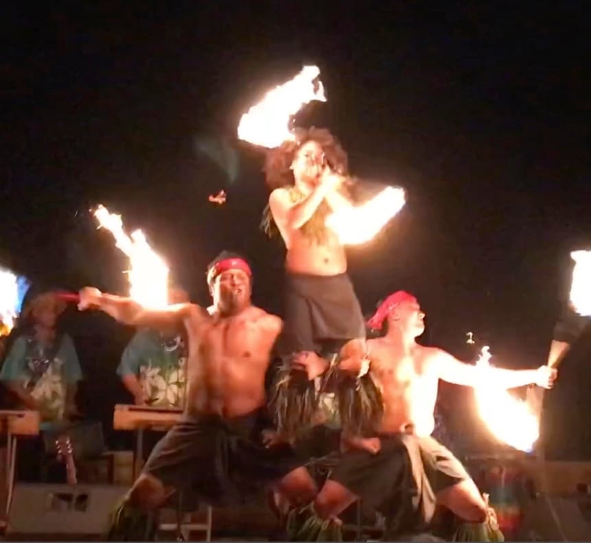 KA MOANA LUAU - CELEBRITY