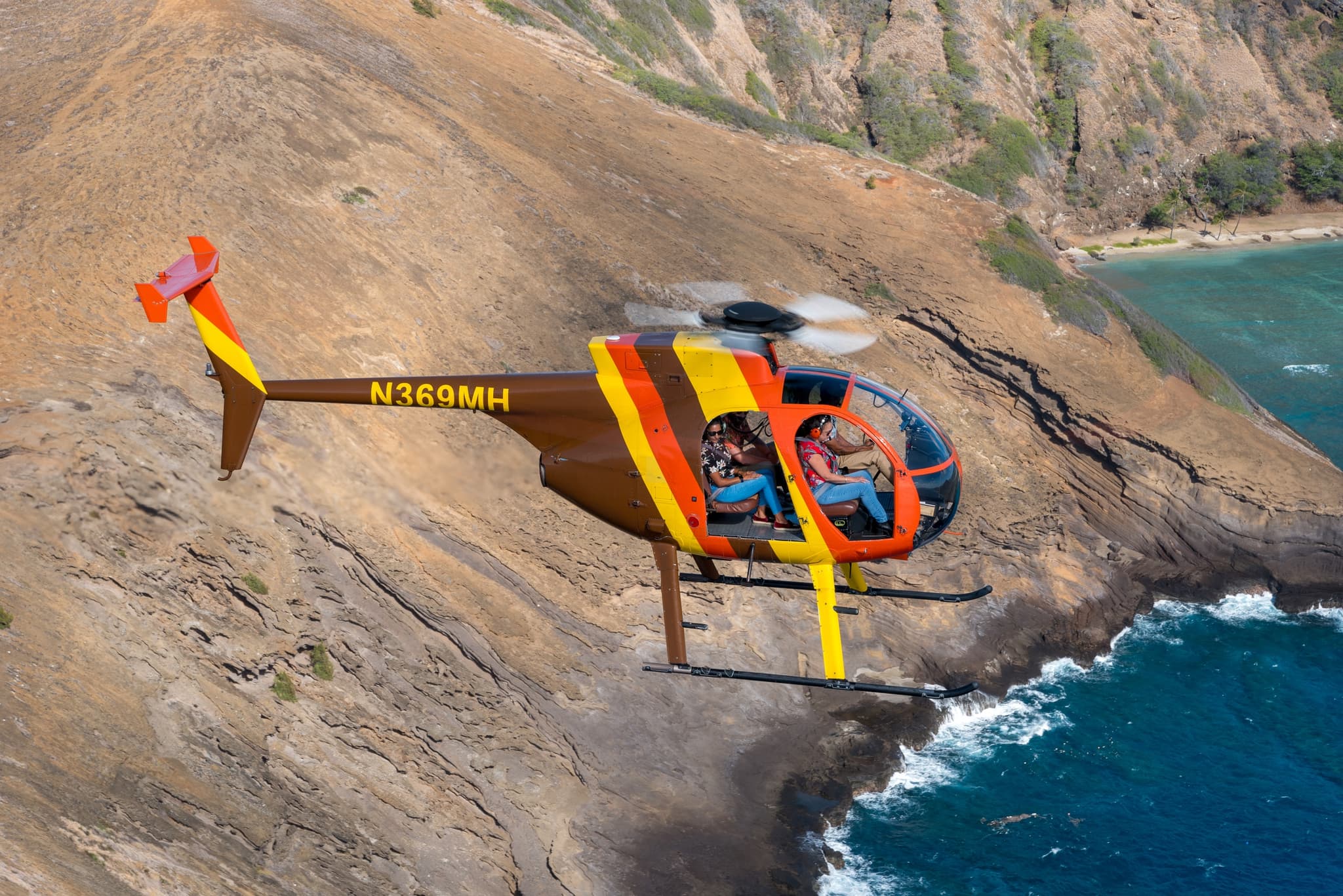 Ko Olina Resort: Private Doors Off Helicopter Adventure