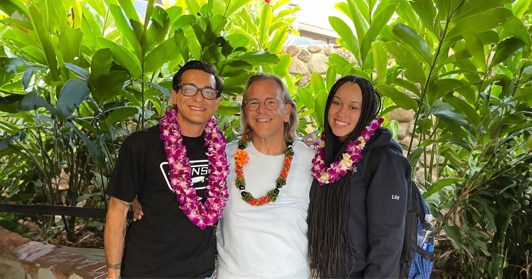 Ohana Small Group Lei Greeting (2-7 people) - Kahului Maui Airport