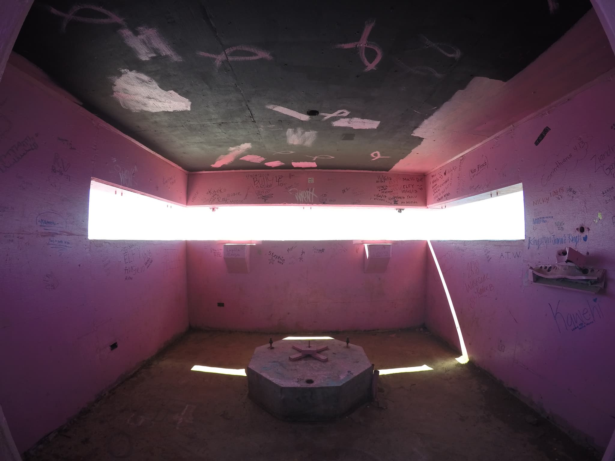 ピンクピルボックス