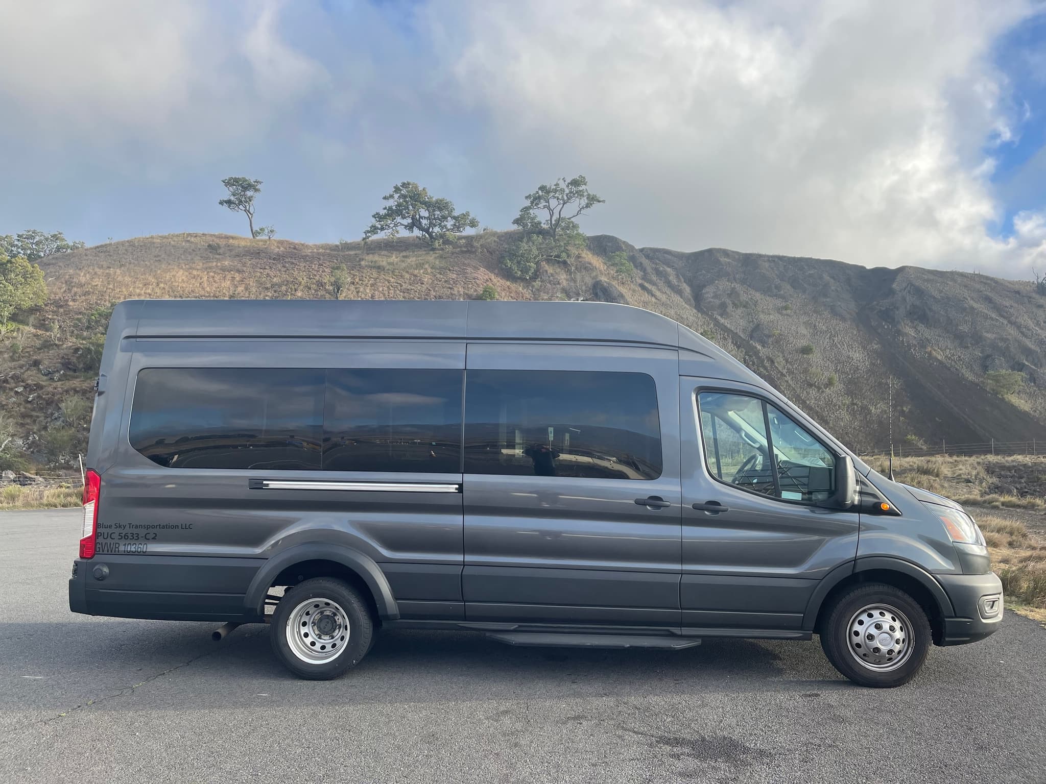 Private Transfer From Hotels in Waikoloa & Waimea to Kona International Airport