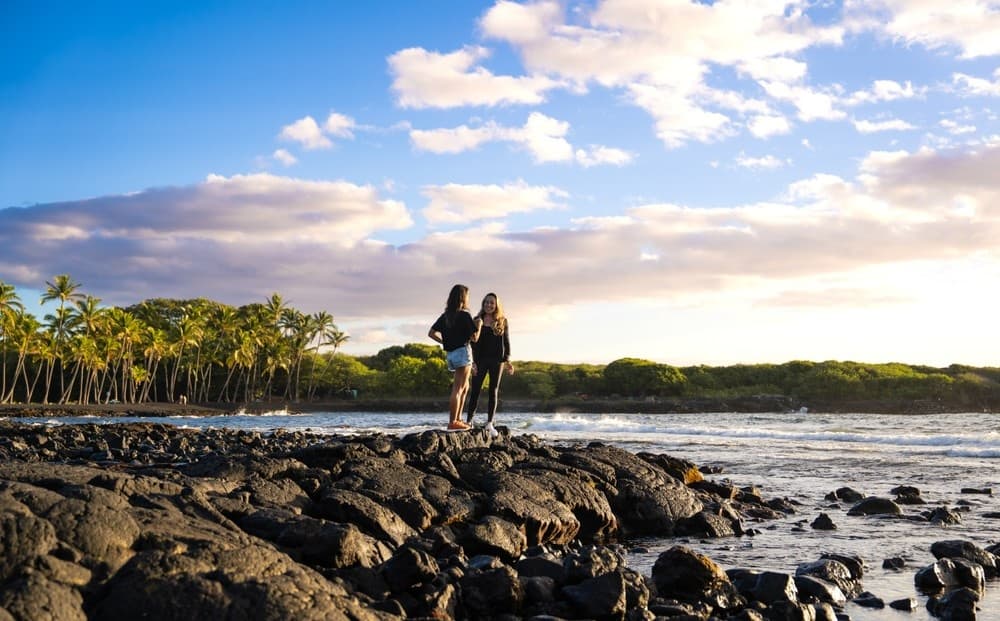 Private Deluxe Volcano Experience with Restaurant Dinner
