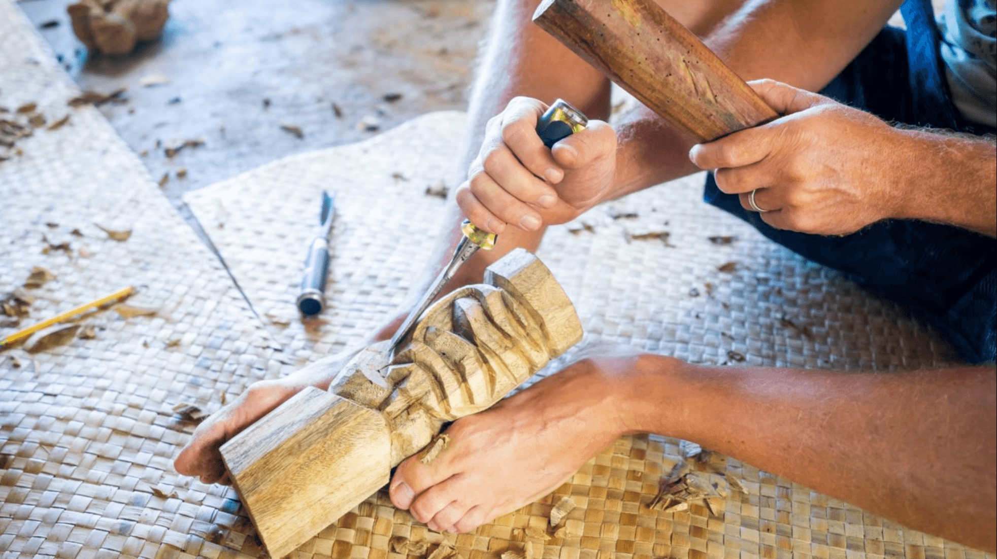 Polynesian Carving Tour