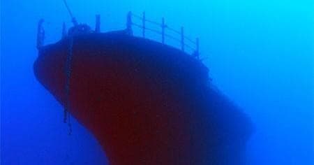 Two Tank Wreck and Lava Tube Dive