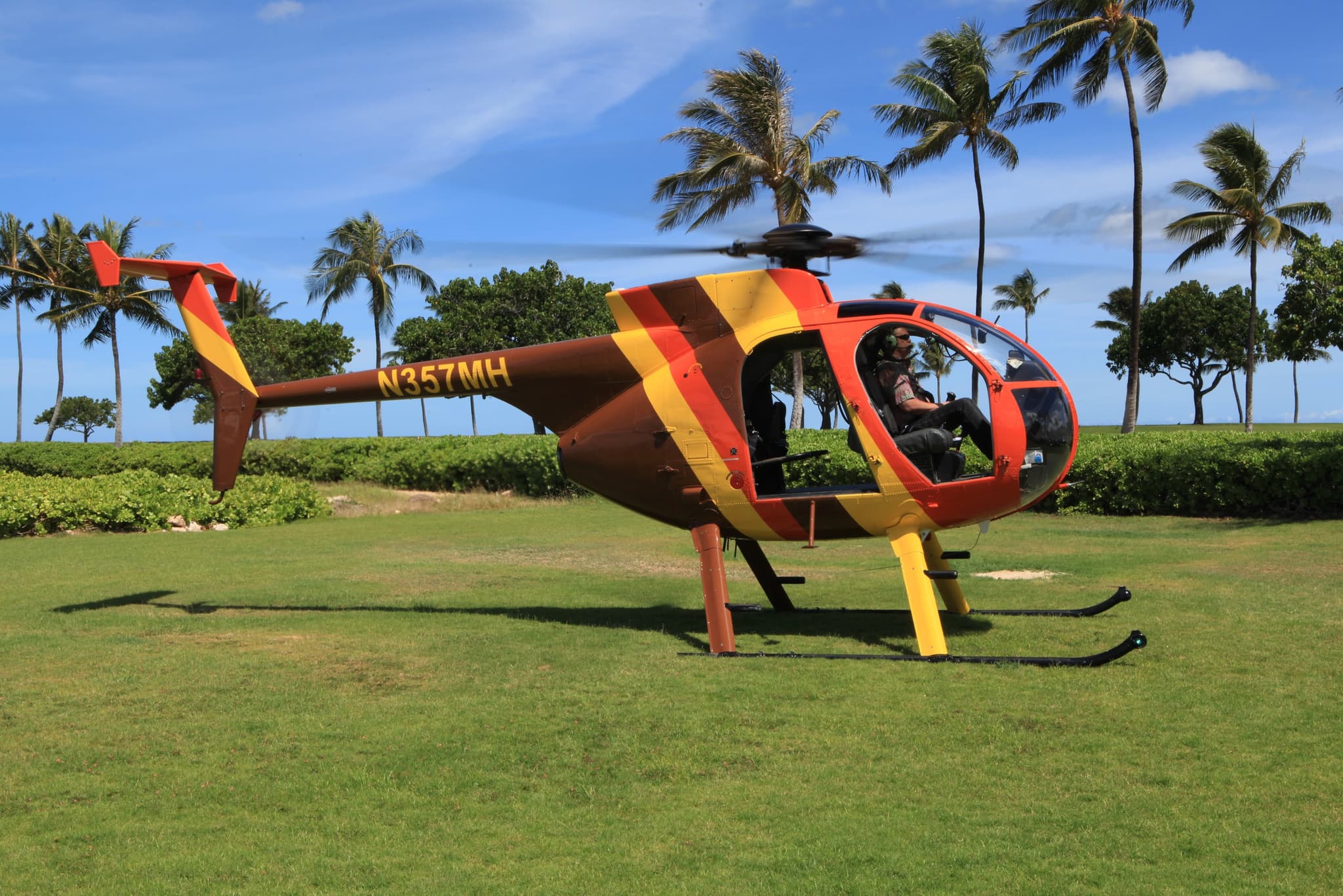 Ko Olina Resort: Private Doors Off Helicopter Adventure