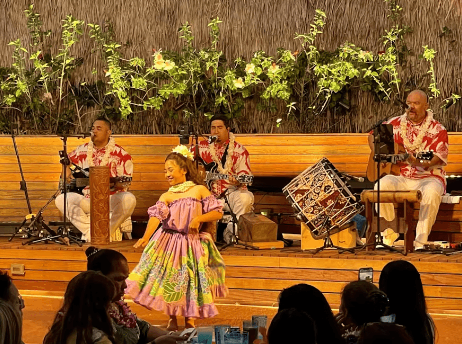 Paina Waikiki Luau