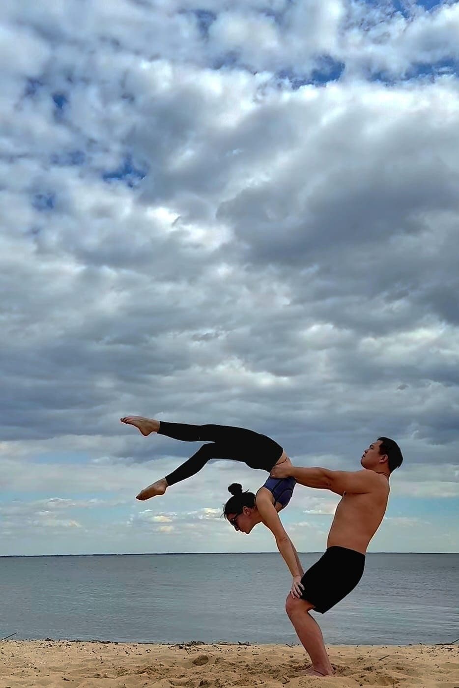 Mana & Motion: A Pole & Acro Retreat in Hawaii