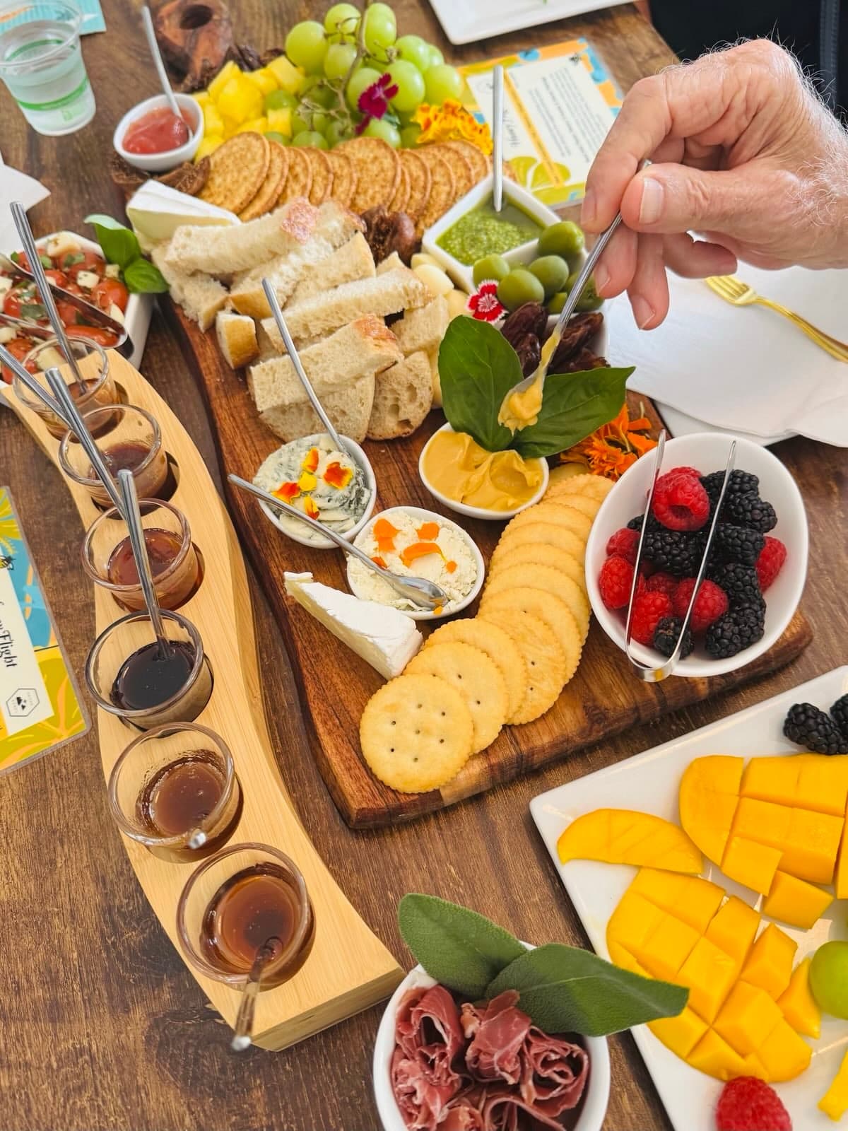 Honey Flight & Bites