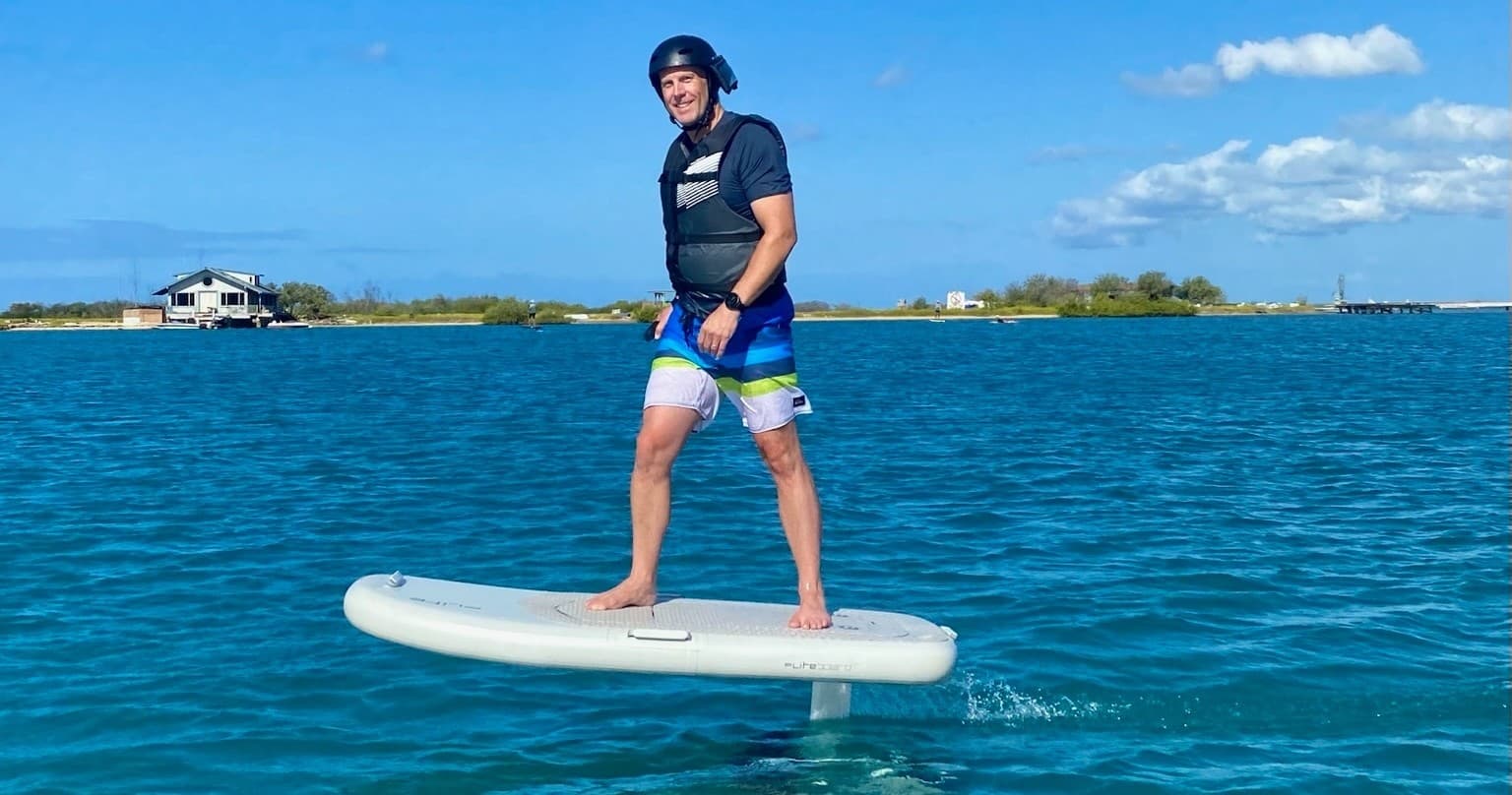 SOLO FULL LENGTH eFOIL LESSON. Up to 4 participants (Call if more than 2 participants)