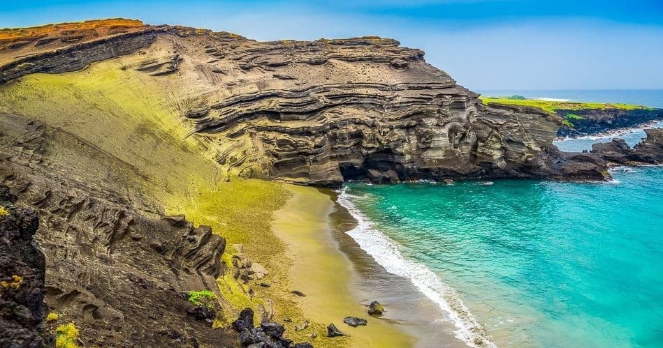 Private Black, Green & White sand Tour