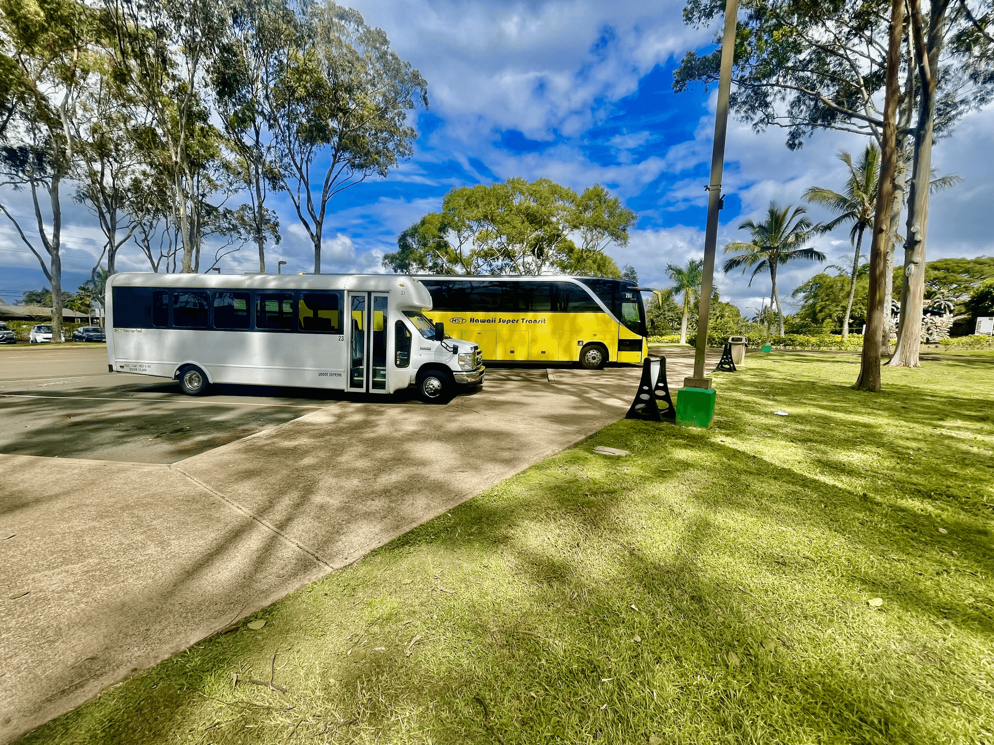 Waikiki - Dole Plantation & Haleiwa Town Shuttle