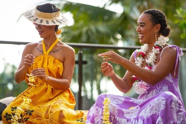 Cocktail & Show Only Package