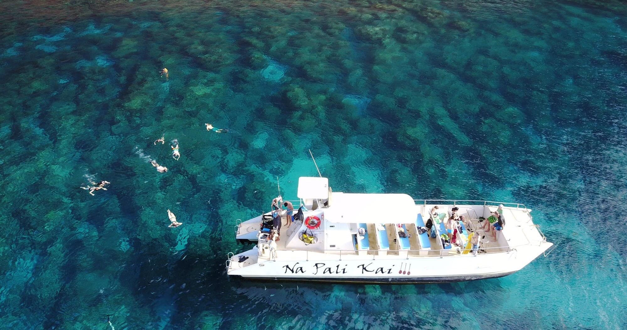 Na Pali Coast Tour on the amazing Na Pali Kai III