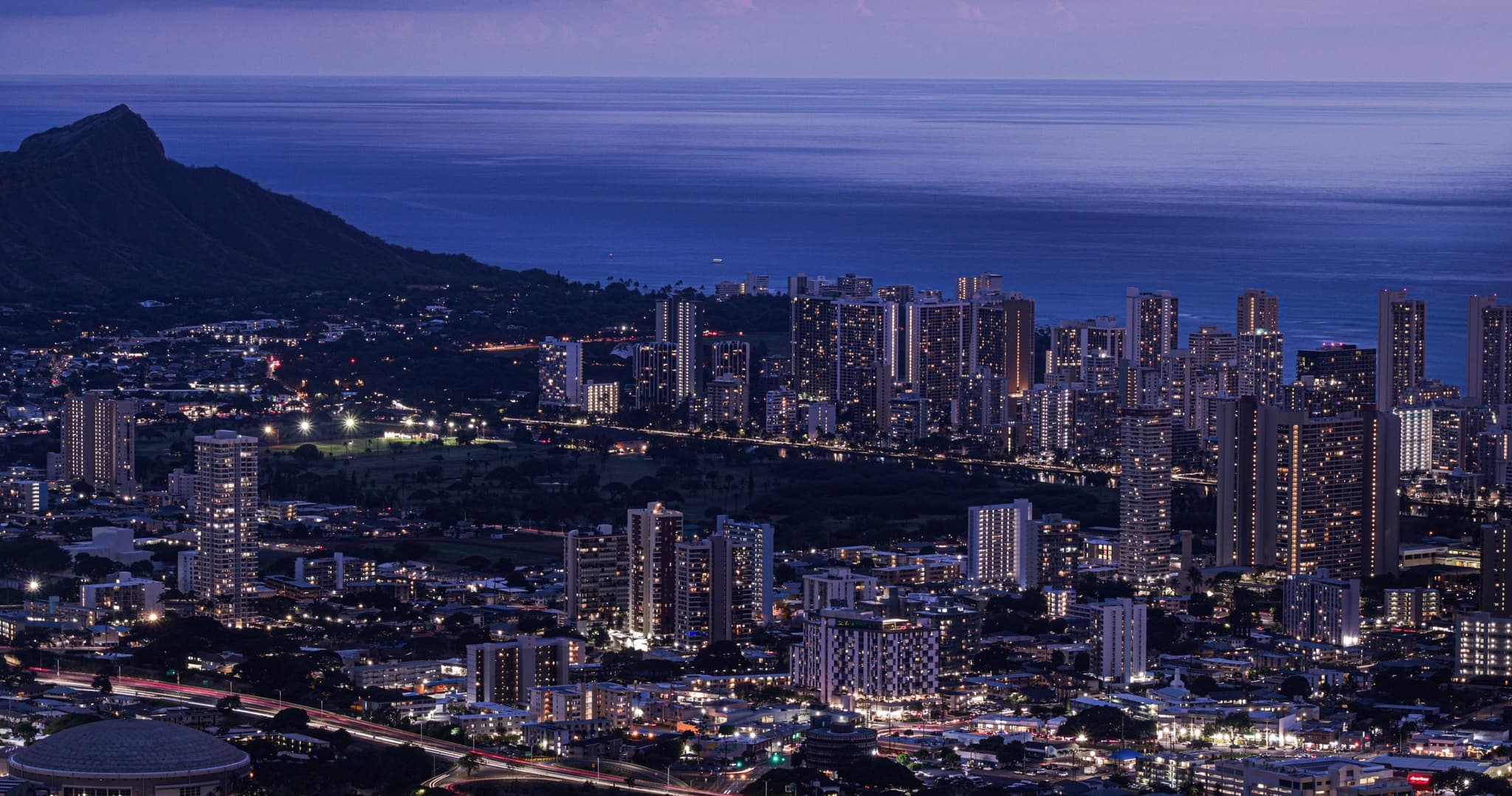 金曜日のみのタンタラス花火ツアー