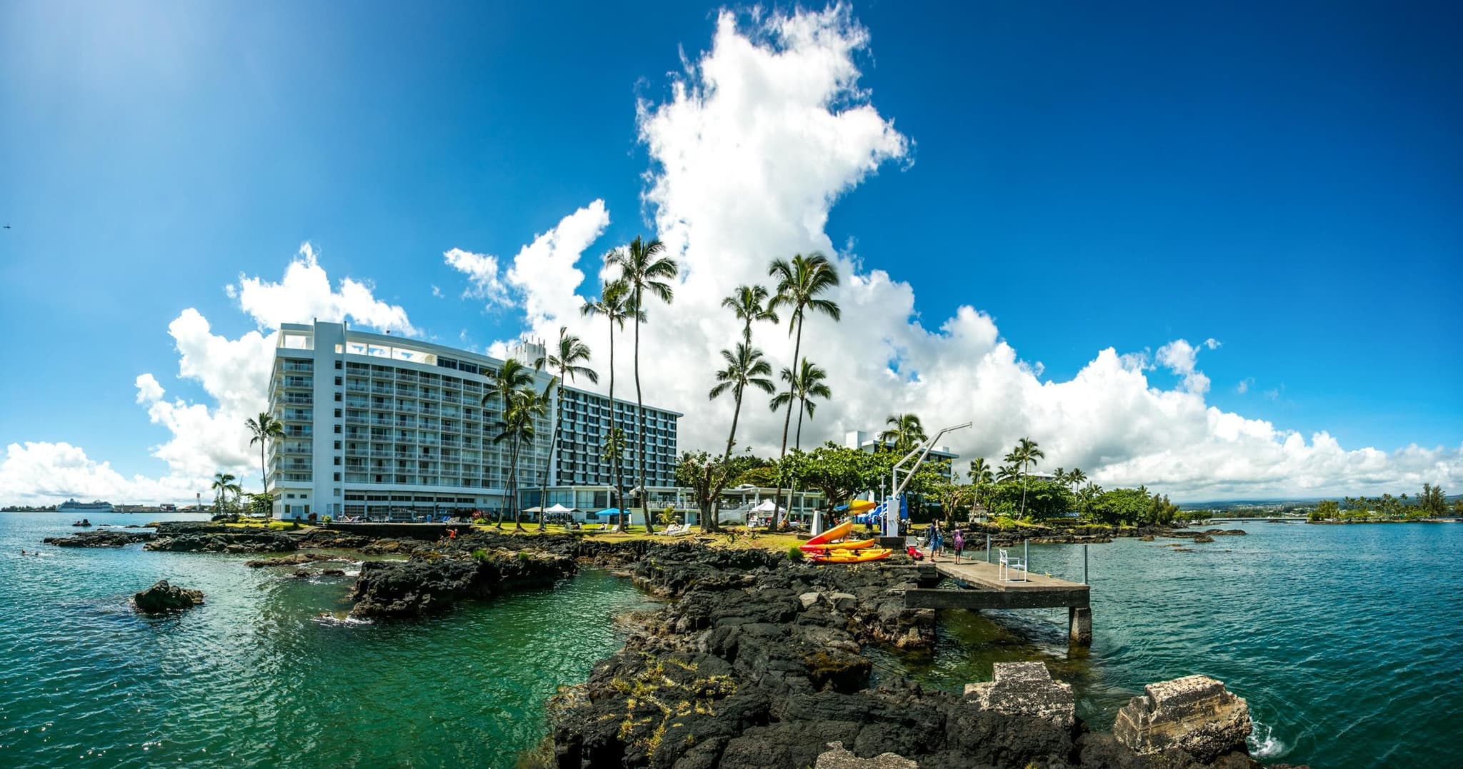 Historic Hilo Bay and Waterfalls by Kayak Tour