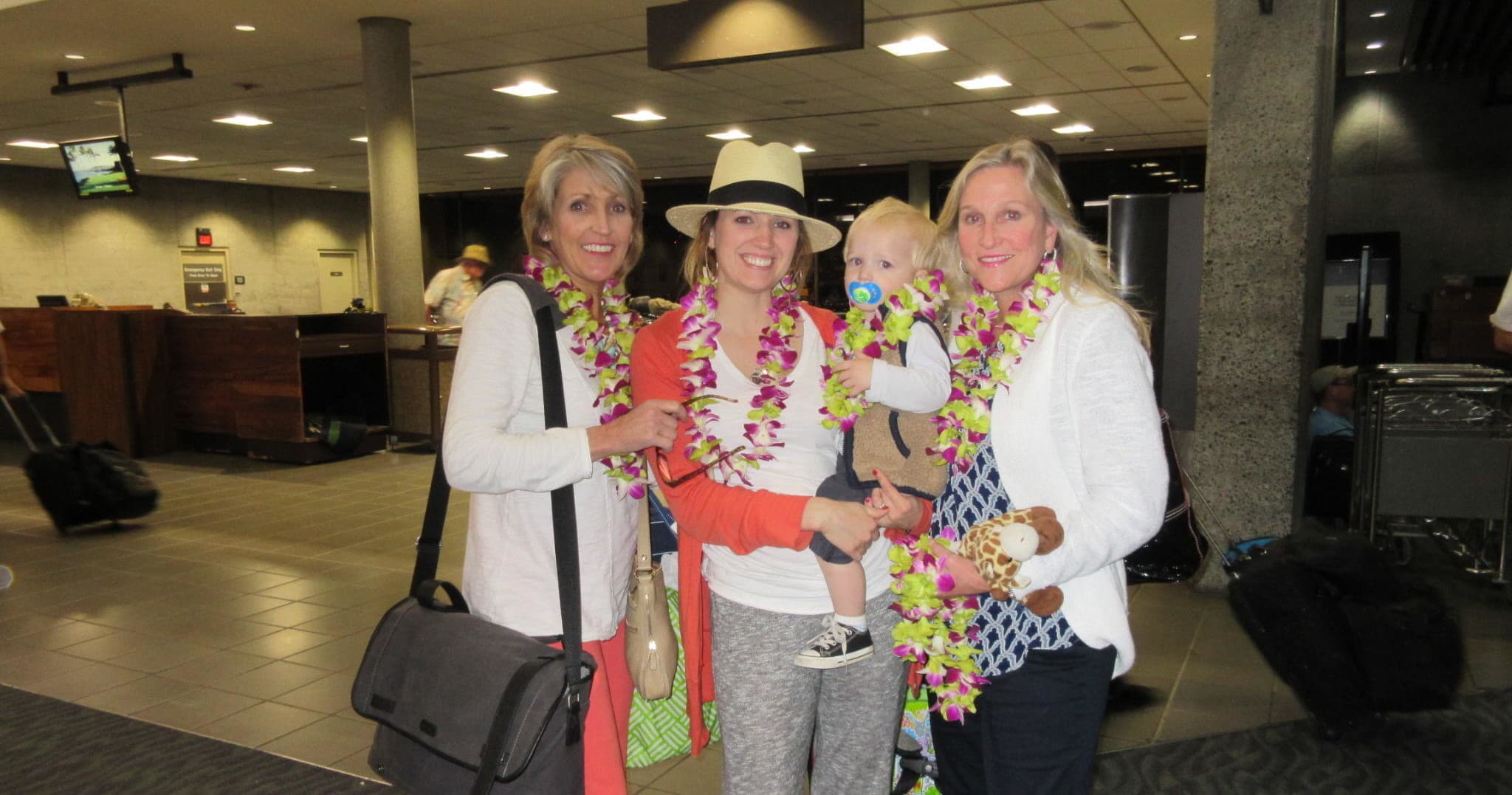 Ohana Small Group Lei Greeting - Honolulu Airport, Oahu