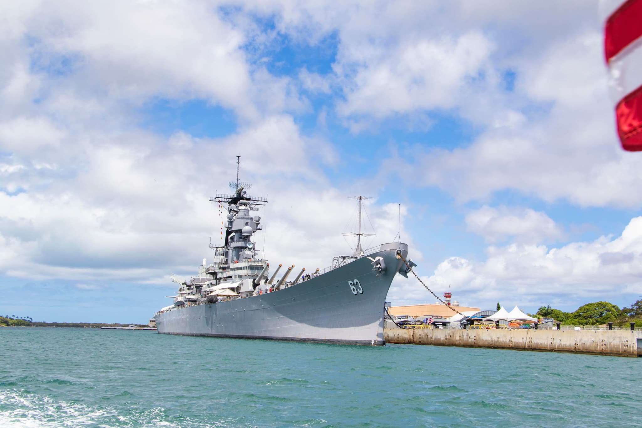 AHTours - Pearl Harbor Tour (7:00 AM)