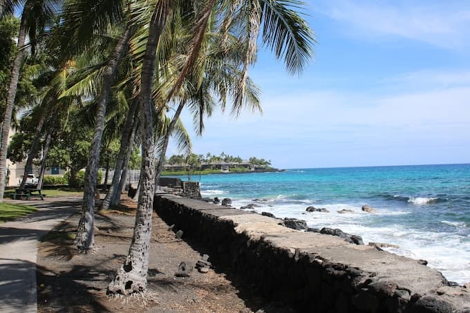 KONA - Hop-On Hop-Off Tour