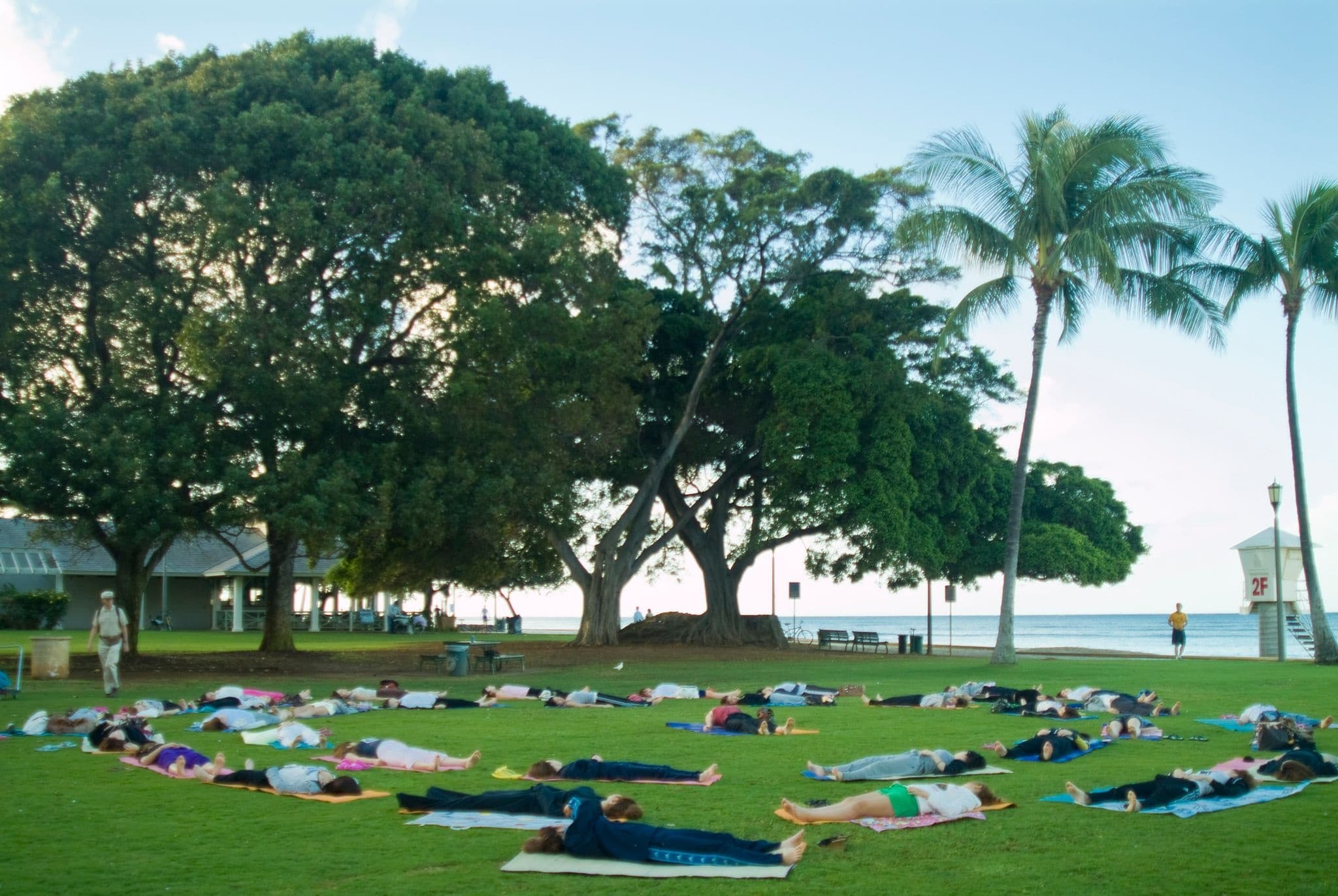 Kapiolani Park Yoga