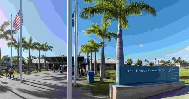 Grand Pearl Harbor and City Tour