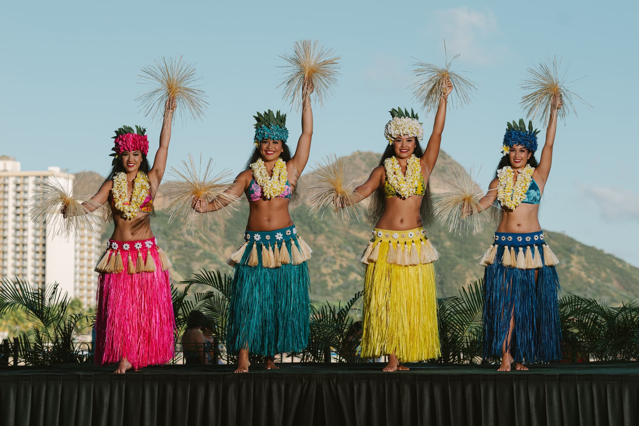 Thanksgiving Luau - Premium Dinner Show