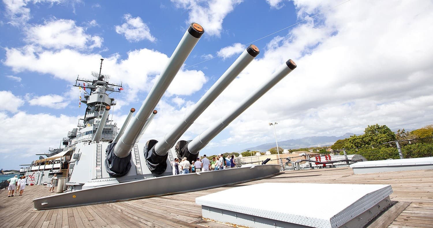 Kauai to Oahu: Pearl Harbor, Arizona Memorial, USS Missouri Tour (A2 LIH-1D)