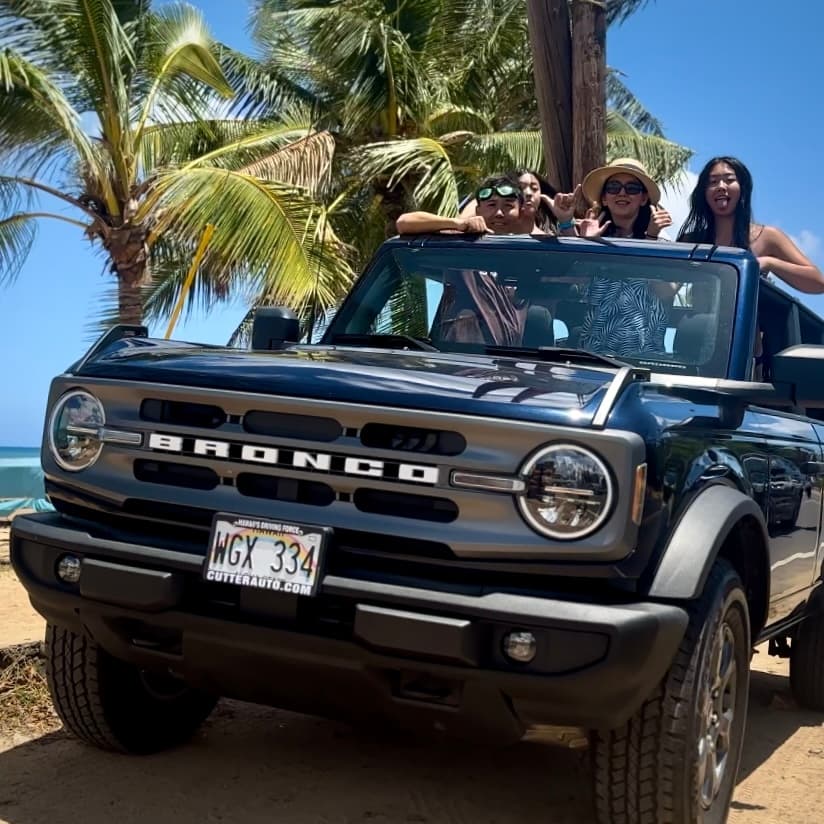 Private Convertible Bronco: 1-4 Seats