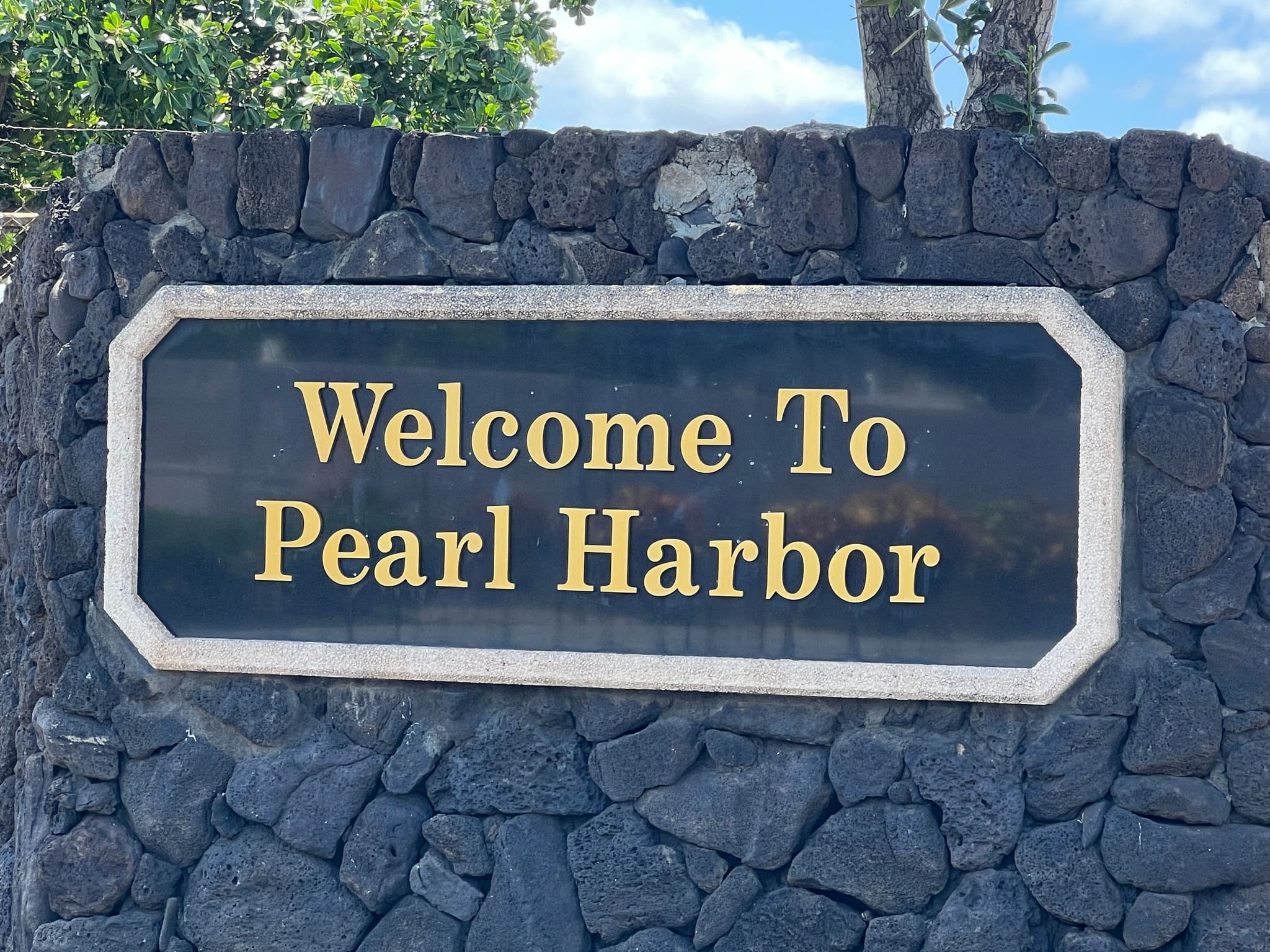 Pearl Harbor USS Arizona Tour with Punchbowl Cemetery and Historic Downtown