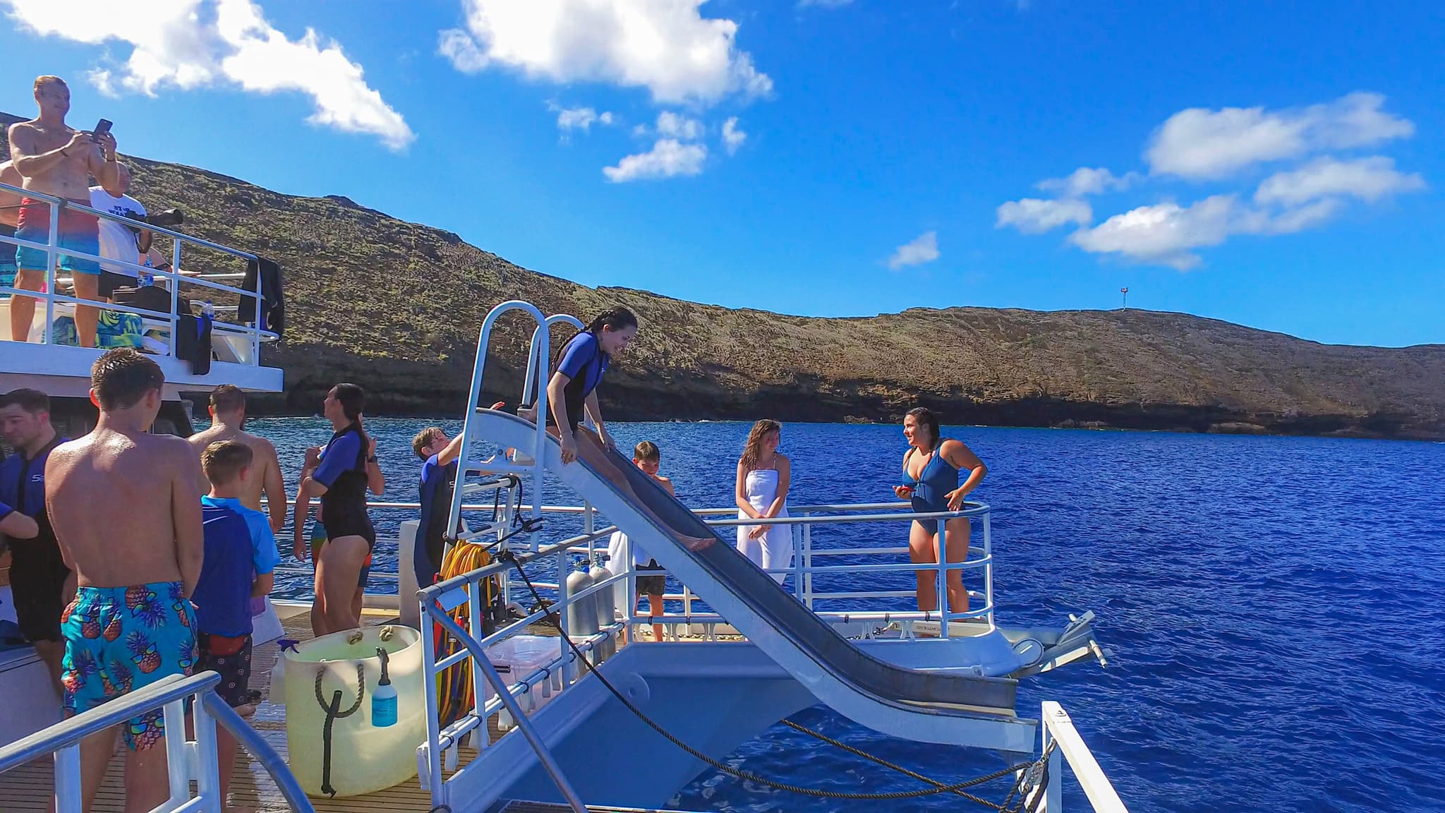 Pride of Maui Maxi Catamaran: Molokini & Turtle Town Snorkel Tour