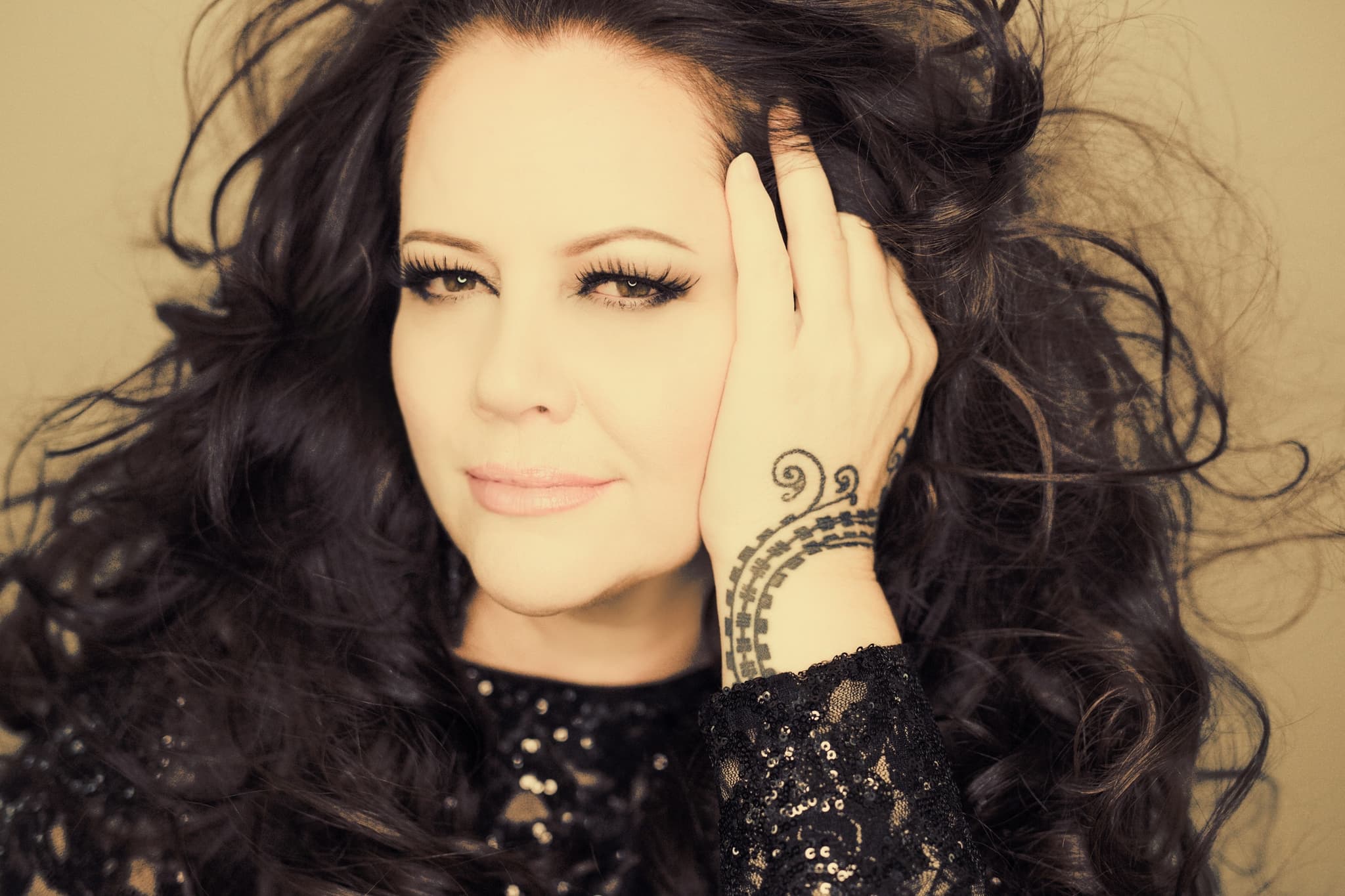 Another Side of Amy Hānaiali`i: A Tribute to the Women of Soul!