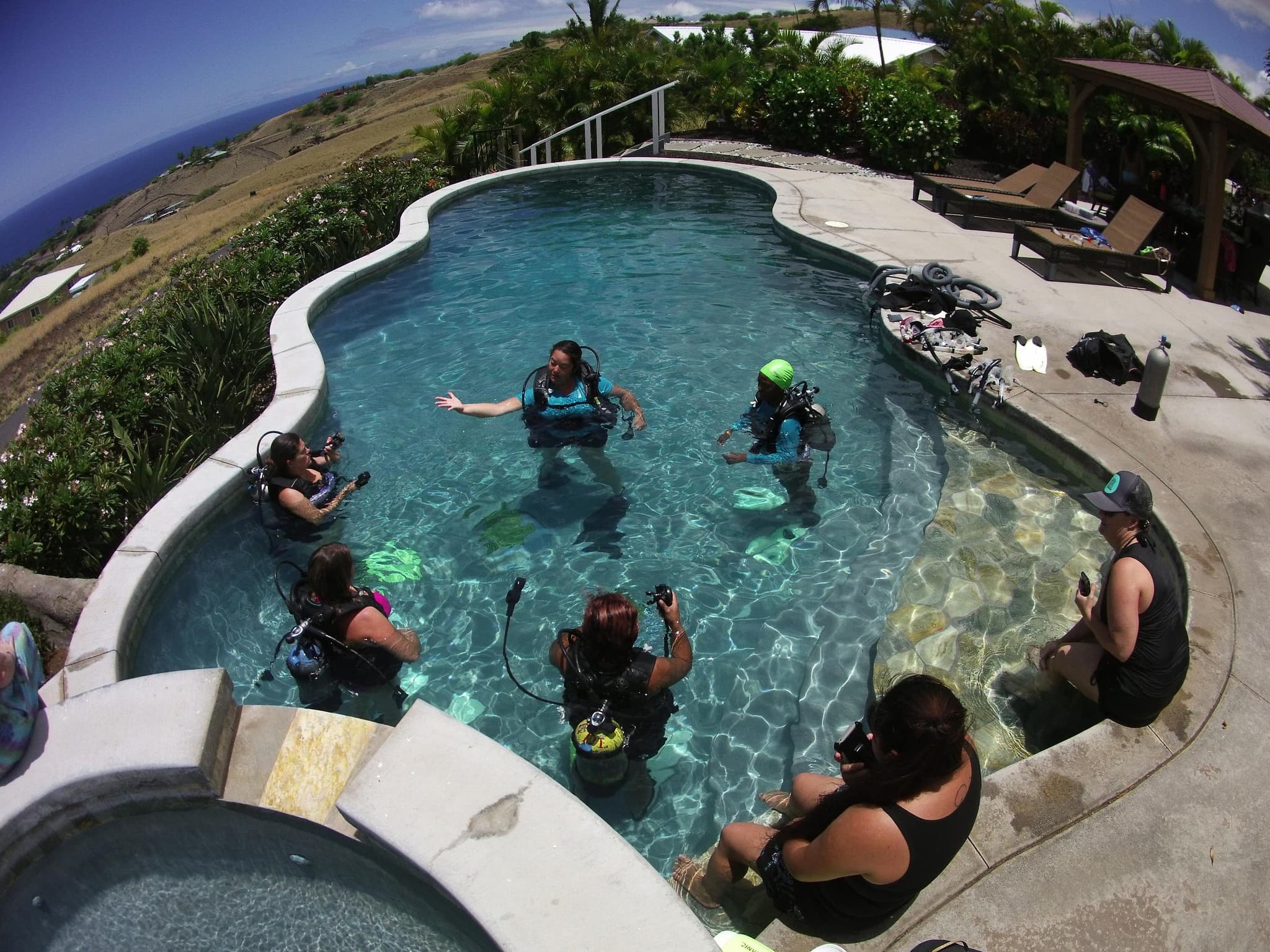 Booked your Pool already? Now you qualify for Discover Scuba One-Tank Afternoon Boat Dive