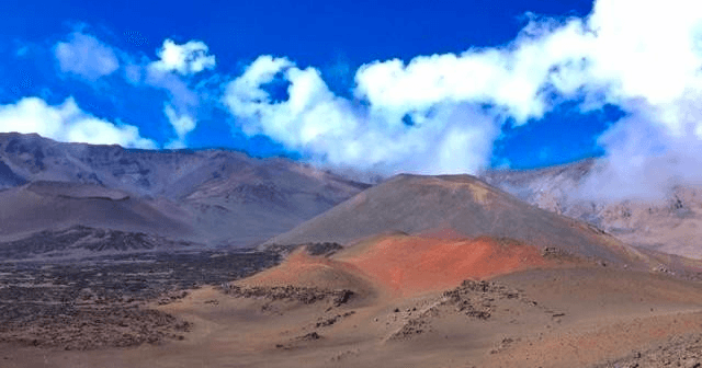 Advanced Haleakala Hiking - Trek Across the Crater!